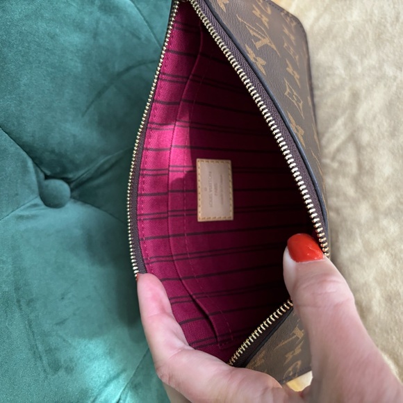 Authentic Louis Vuitton NEW Neverfull GM pink pivone clutch discontinued color - Picture 3 of 8